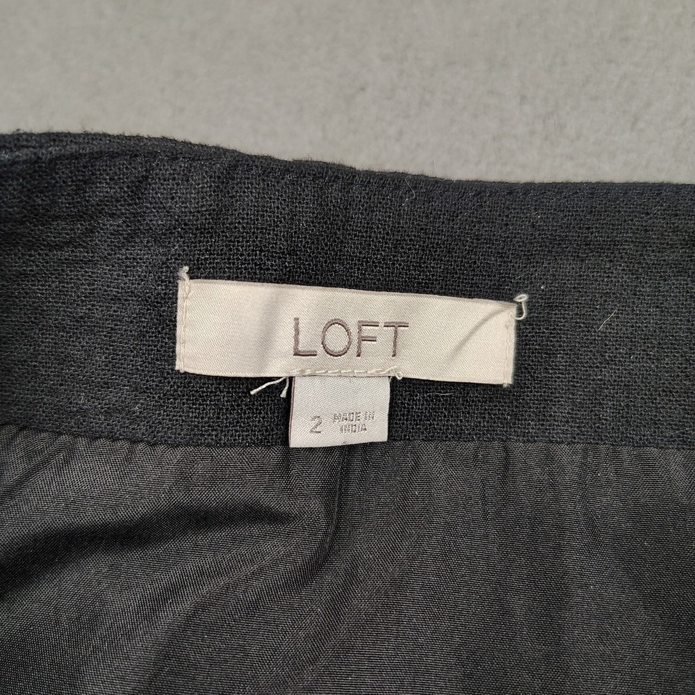 LOFT Floral Embroidered Pencil Skirt Women Size 2 Black Career Formal Cotton EC - Picture 4 of 10
